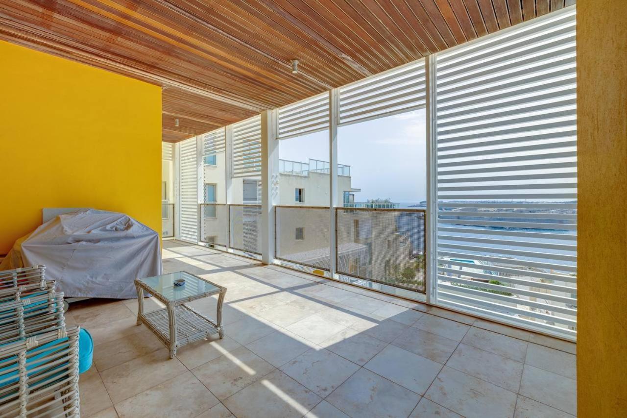 Prime Location Seaview Lux Apartment Sliema