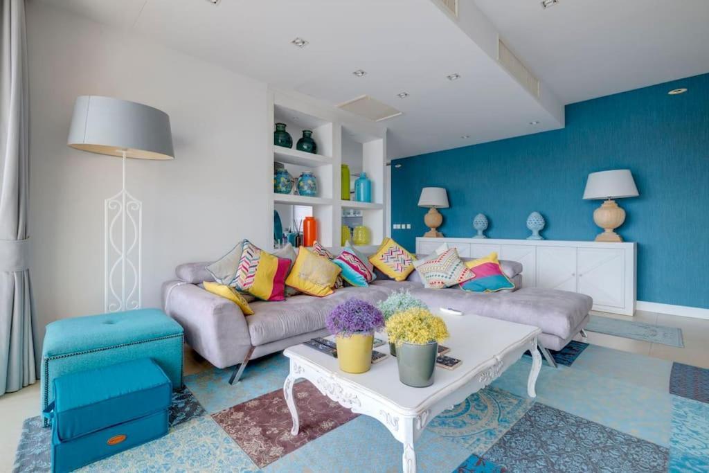 Prime Location Seaview Lux *