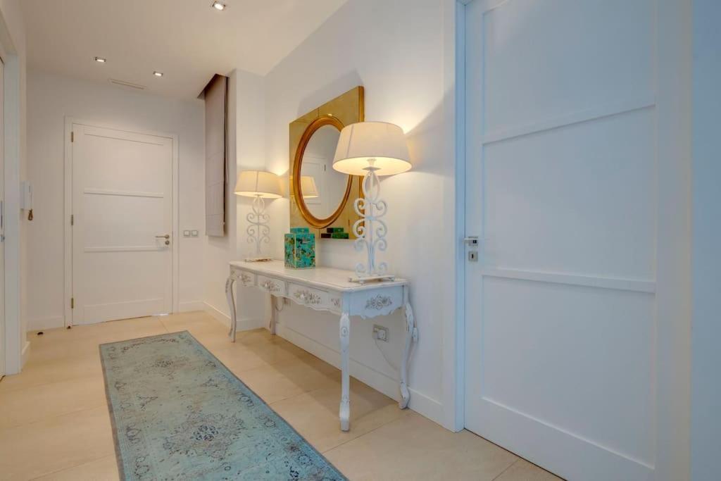 Apartment Prime Location Seaview Lux
