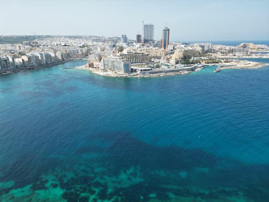 Apartment Prime Location Seaview Lux